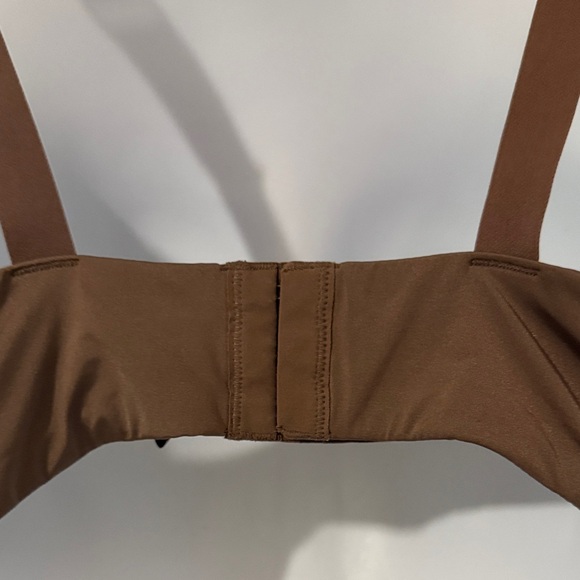 Skims Brown Wireless Bra - Picture 6 of 16